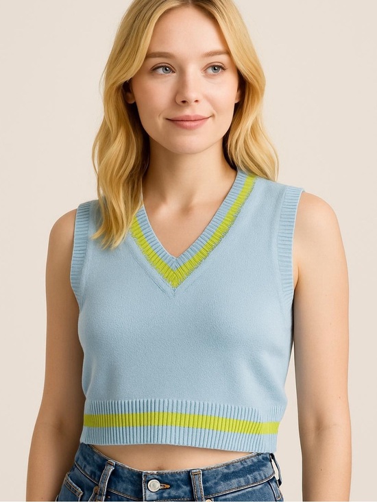 Aritzia Tops - Aritzia Sunday Best Merino Wool Cotton Blue Green Knit Cropped Sweater Vest Sz S